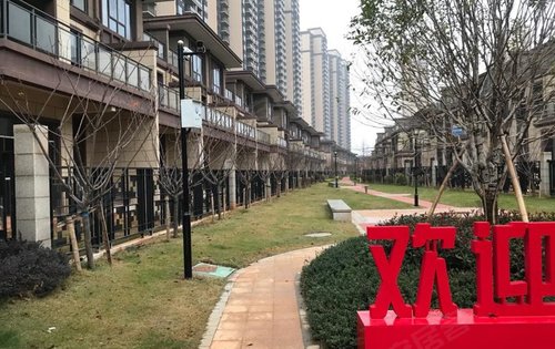 抚州东润学墅壹号的装修风格及特色