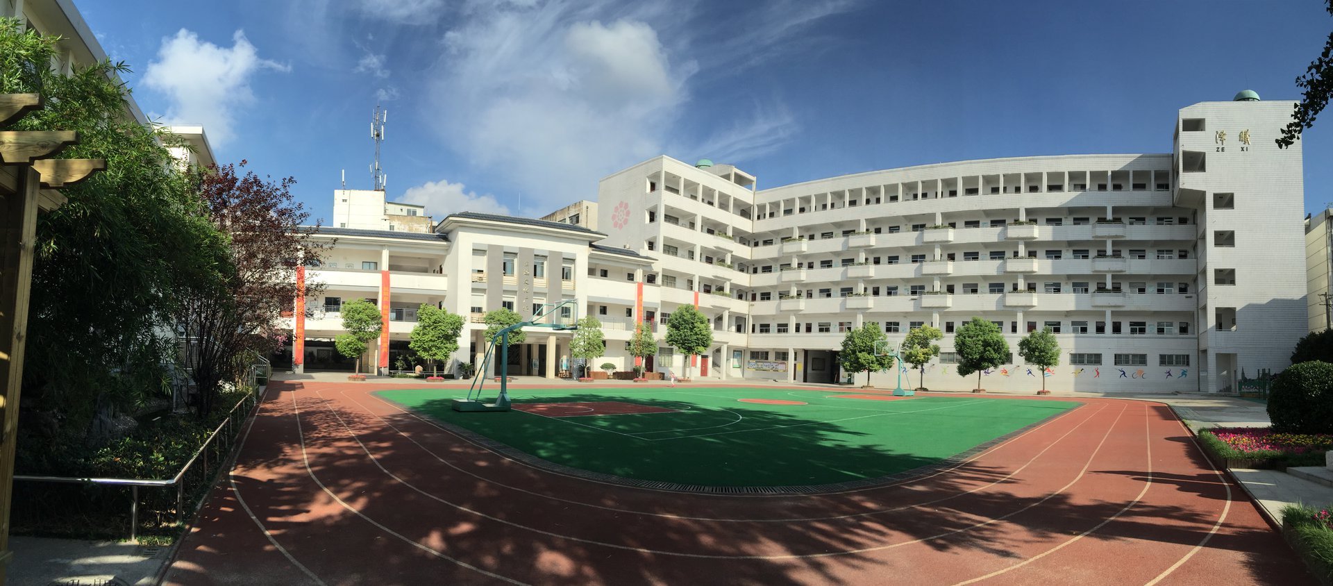 同市区东关小学是什么时刻建设的